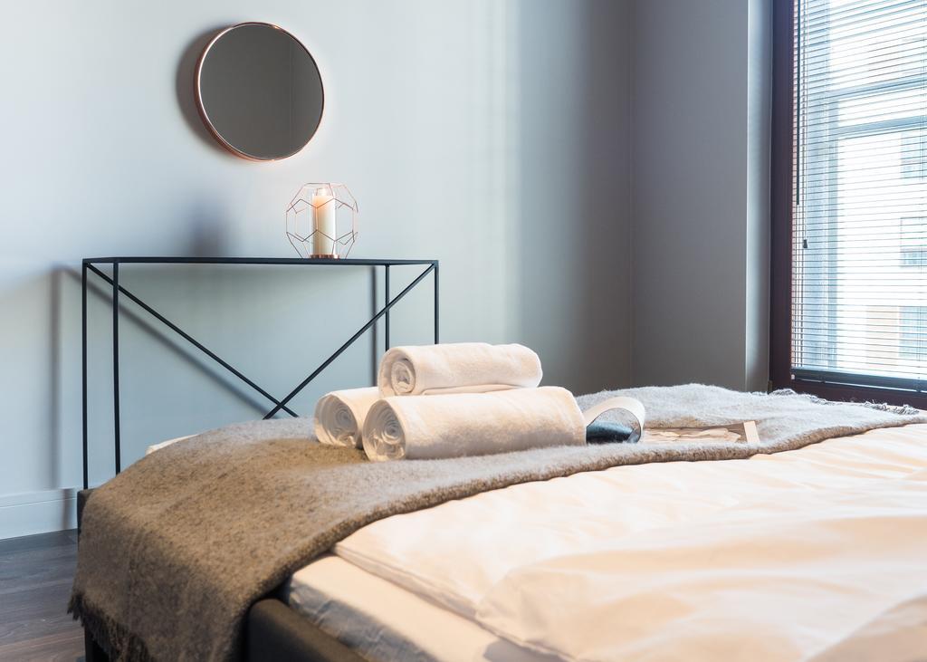 City Center - Riverside By Apartmore Gdansk Ngoại thất bức ảnh